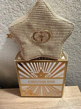 Dior Metallic Gold 🌟 Christian Dior Gold Star Clutch Cosmetic Bag w/ Box ✨ Gift